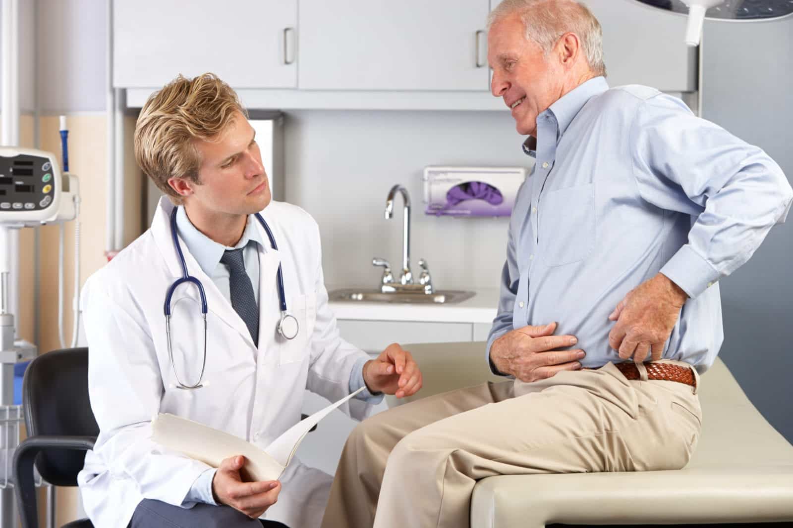 does Medicare cover hip replacement